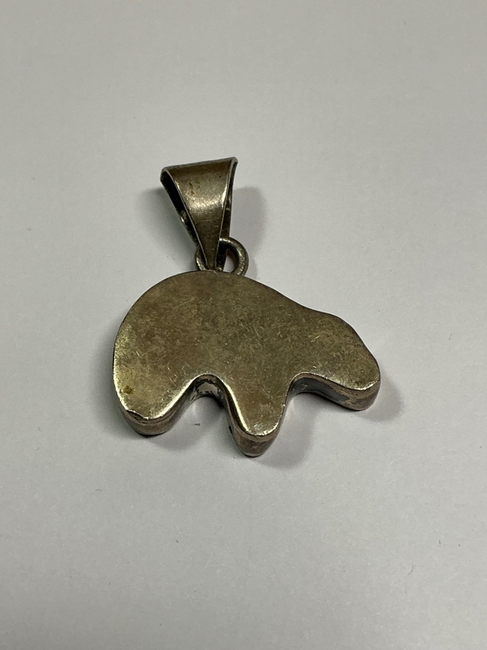 Sterling Silver Unmarked Bear 🐻 Pendant. 1 inch long